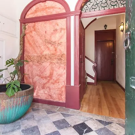 Apartment Dom Dinis Terrace Lissabon