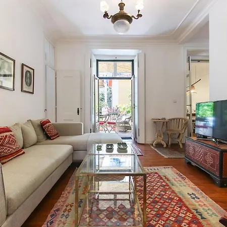 Dom Dinis Terrace Apartment Lissabon