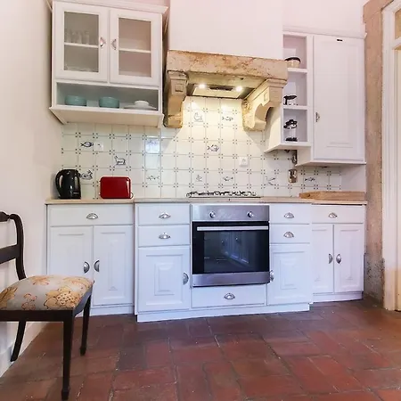 Dom Dinis Terrace * Lisboa